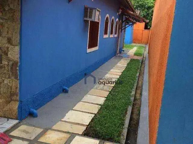 Casa / Sobrado para Venda em Ubatuba/SP Lagoinha 3 Quartos