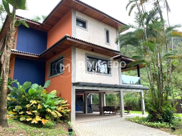 Casa / Sobrado para Venda em Ubatuba/SP Lagoinha 4 Quartos