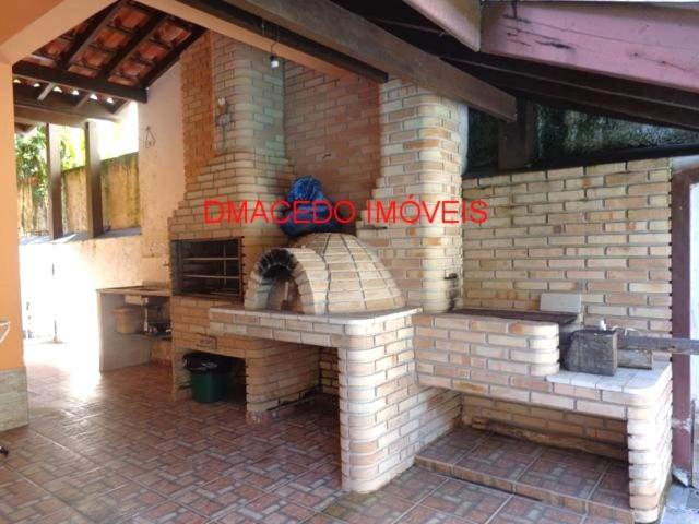 Casa / Sobrado para Venda em Ubatuba/SP Lagoinha 4 Quartos