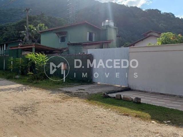 Casa / Sobrado para Venda em Ubatuba/SP Lagoinha 4 Quartos