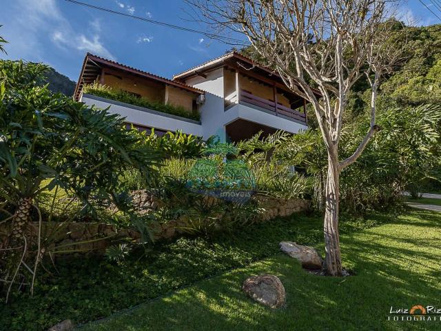Casa / Sobrado para Venda em Ubatuba/SP Lagoinha 5 Quartos