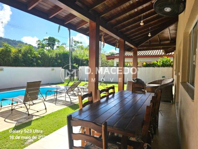 Casa / Sobrado para Venda em Ubatuba/SP Lagoinha 6 Quartos