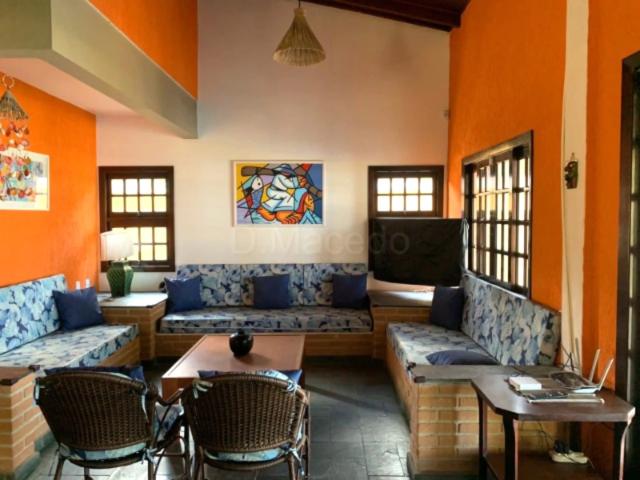 Casa / Sobrado para Venda em Ubatuba/SP Sapé 6 Quartos