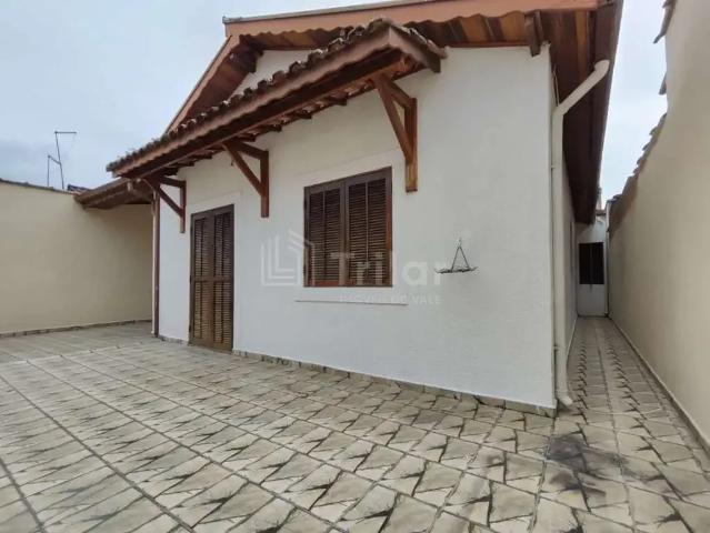 Casa / Sobrado para Venda em Ubatuba/SP Pedreira 4 Quartos