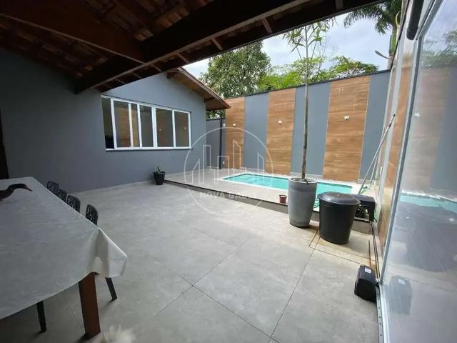Casa / Sobrado para Venda em Ubatuba/SP Perequê Açu 3 Quartos