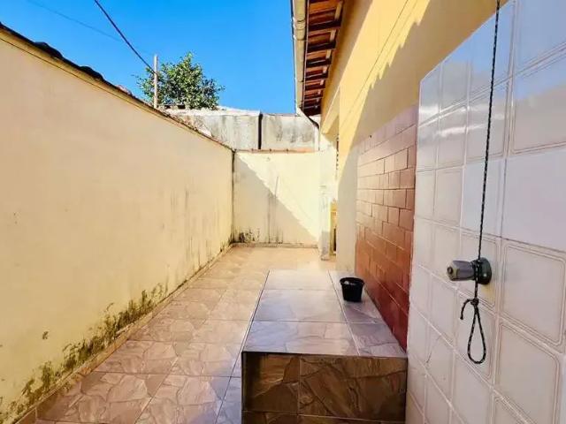 Casa / Sobrado para Venda em Ubatuba/SP Perequê Açu 2 Quartos