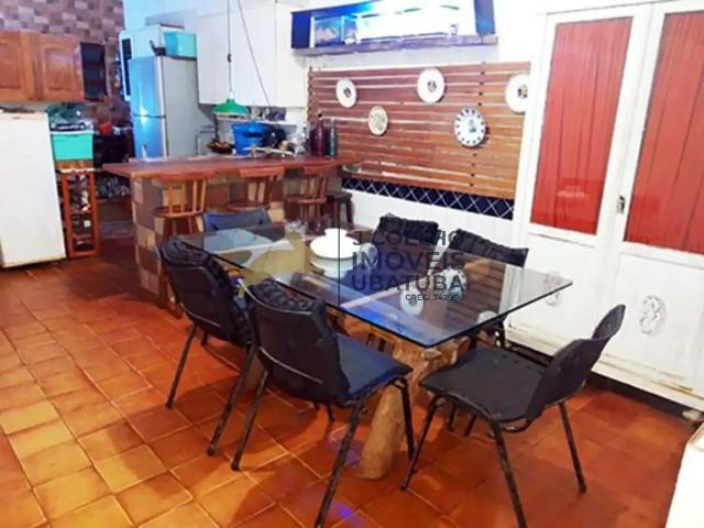 Casa / Sobrado para Venda em Ubatuba/SP Perequê Açu 6 Quartos
