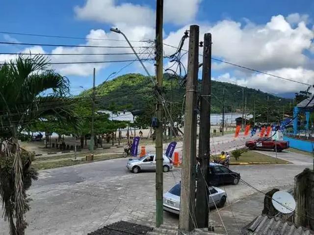 Casa / Sobrado para Venda em Ubatuba/SP Perequê Açu 8 Quartos