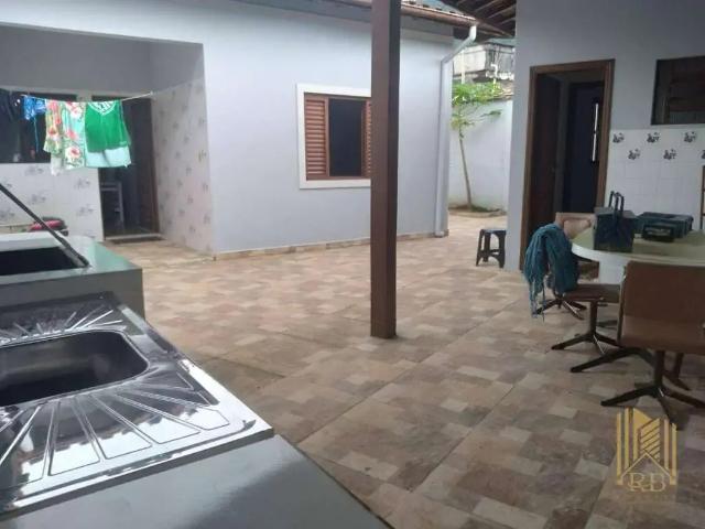 Casa / Sobrado para Venda em Ubatuba/SP Pereque Mirim 4 Quartos