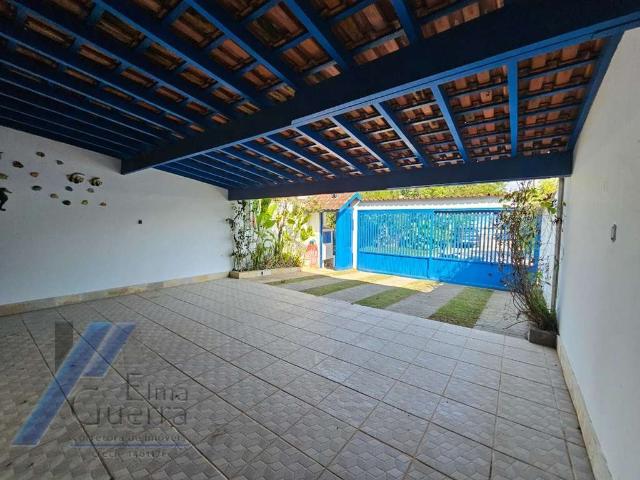 Casa / Sobrado para Venda em Ubatuba/SP Praia do Lazaro 4 Quartos