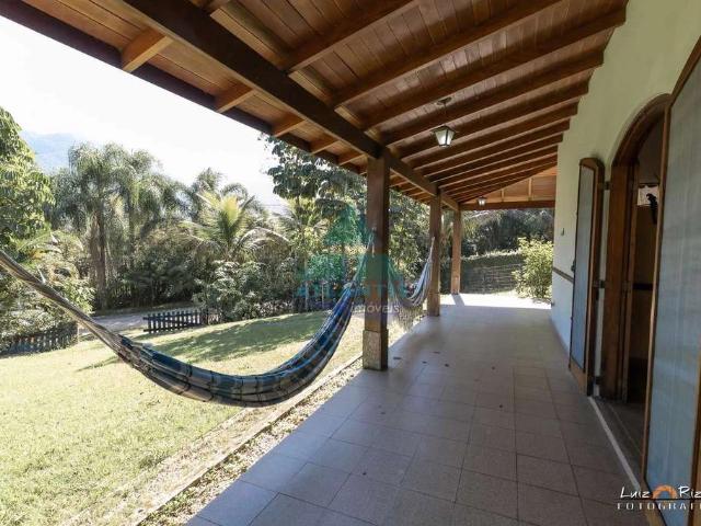Casa / Sobrado para Venda em Ubatuba/SP Praia da Lagoinha 3 Quartos