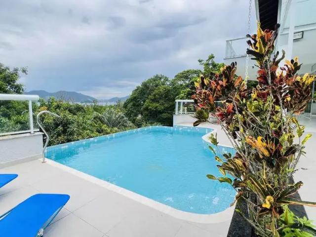 Casa / Sobrado para Venda em Ubatuba/SP Praia da Lagoinha 3 Quartos
