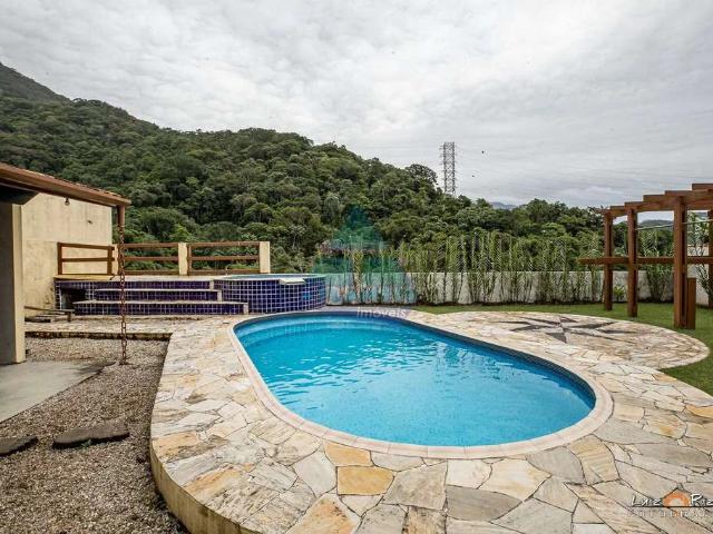 Casa / Sobrado para Venda em Ubatuba/SP Praia da Lagoinha 4 Quartos