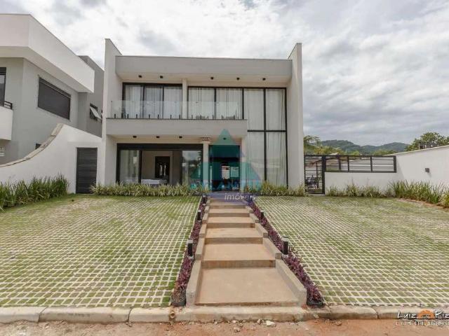 Casa / Sobrado para Venda em Ubatuba/SP Praia da Lagoinha 5 Quartos