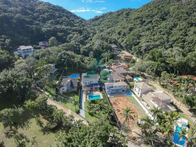 Casa / Sobrado para Venda em Ubatuba/SP Praia da Lagoinha 5 Quartos