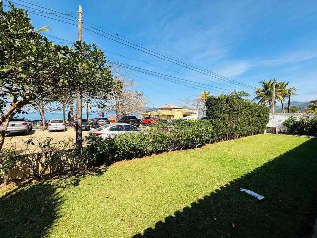 Casa / Sobrado para Venda em Ubatuba/SP Praia da Lagoinha 6 Quartos