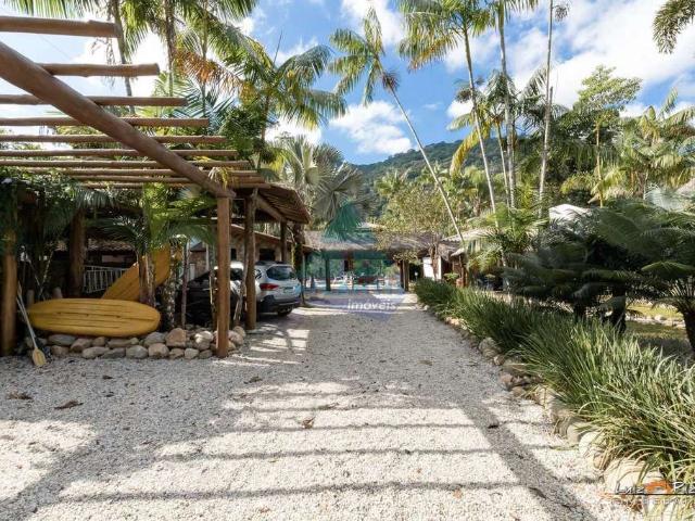 Casa / Sobrado para Venda em Ubatuba/SP Praia da Lagoinha 9 Quartos