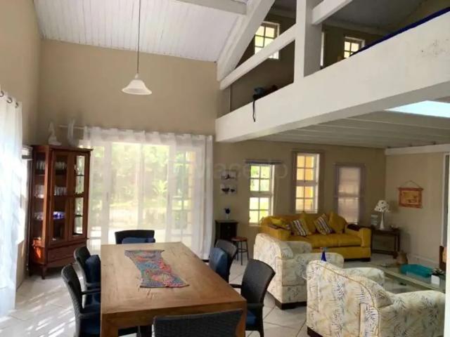 Casa / Sobrado para Venda em Ubatuba/SP Praia Dura 4 Quartos