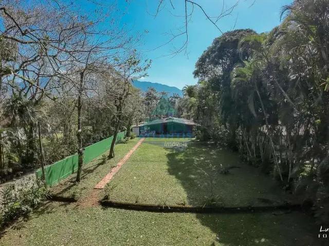 Casa / Sobrado para Venda em Ubatuba/SP Praia Dura 5 Quartos