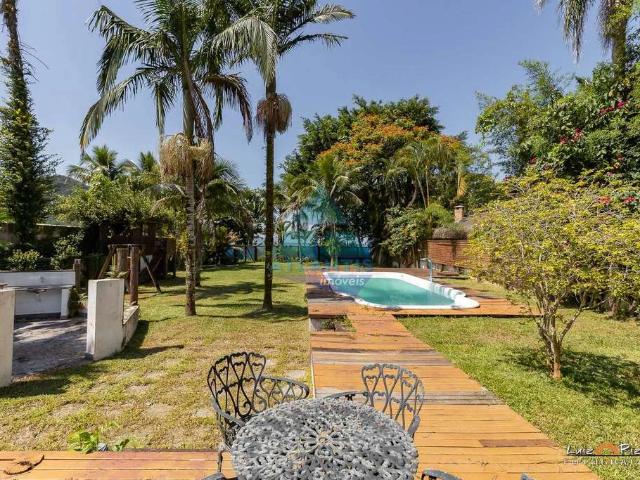Casa / Sobrado para Venda em Ubatuba/SP Praia Dura 7 Quartos