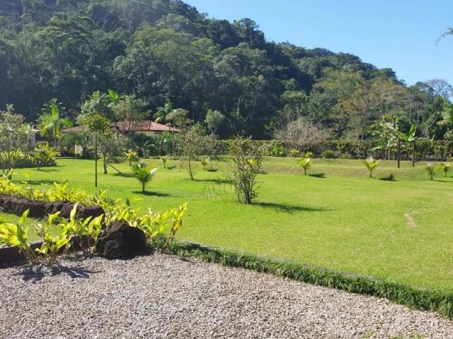 Casa / Sobrado para Venda em Ubatuba/SP Ressaca 6 Quartos