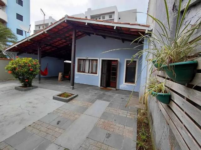 Casa / Sobrado para Venda em Ubatuba/SP Toninhas 3 Quartos
