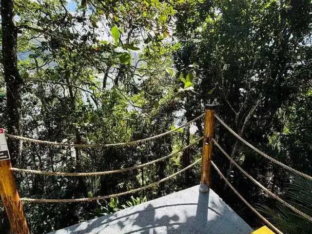 Casa / Sobrado para Venda em Ubatuba/SP Toninhas 6 Quartos