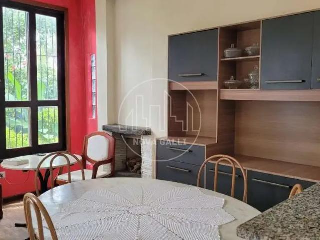 Casa / Sobrado para Venda em Ubatuba/SP Umuarama 4 Quartos