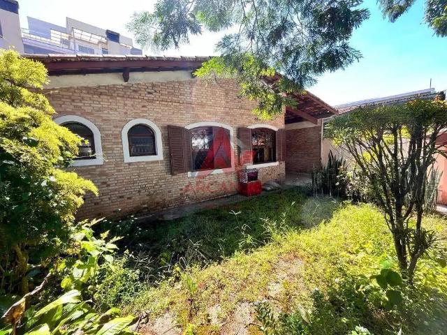 Casa / Sobrado para Venda em Ubatuba/SP Umuarama 5 Quartos