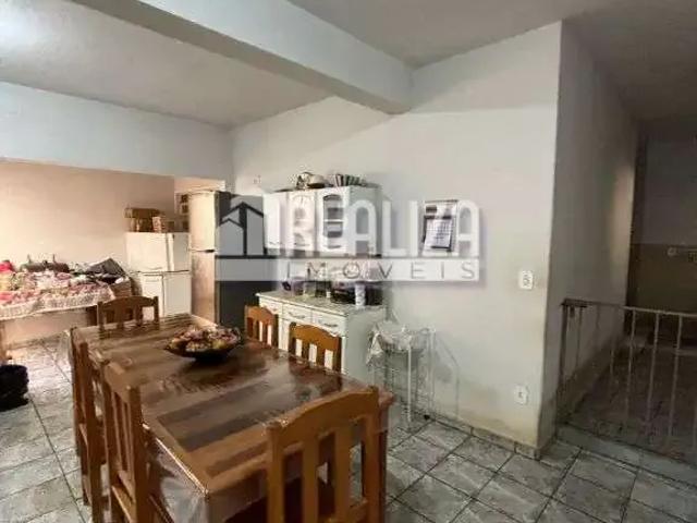 Casa / Sobrado para Venda em Uberaba/MG Cidade Jardim 4 Quartos