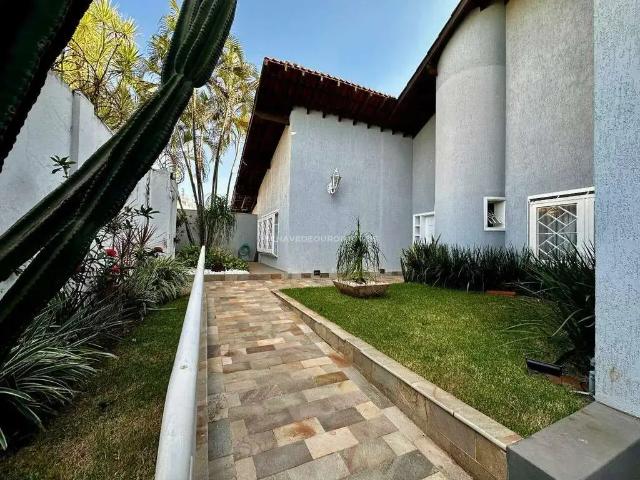 Casa / Sobrado para Venda em Uberaba/MG Cidade Jardim 7 Quartos