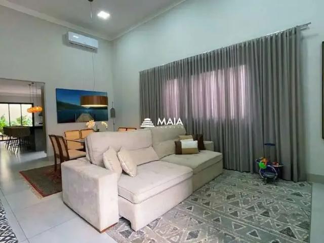 Casa / Sobrado para Venda em Uberaba/MG Estância dos Ipês 3 Quartos