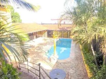 Casa / Sobrado para Venda em Uberaba/MG Jardim América 3 Quartos