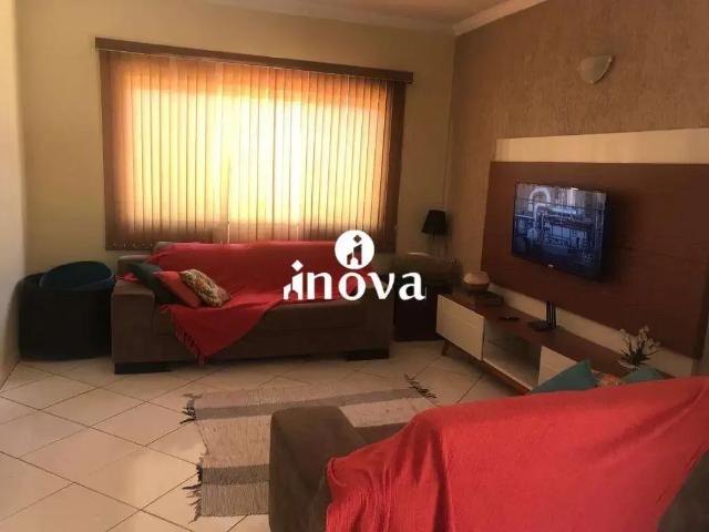 Casa / Sobrado para Venda em Uberaba/MG Olinda 3 Quartos
