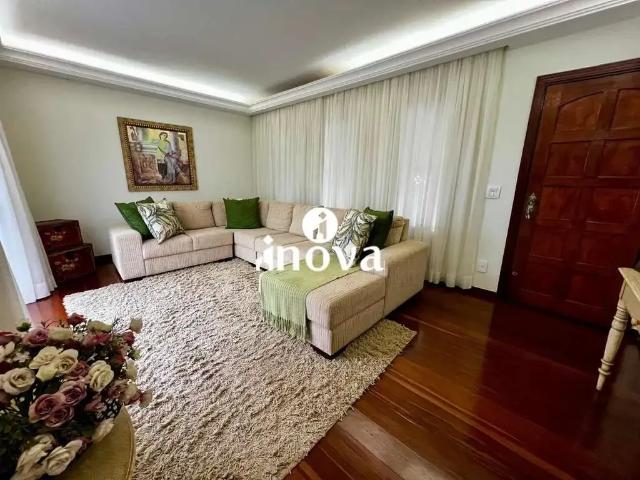 Casa / Sobrado para Venda em Uberaba/MG Olinda 3 Quartos
