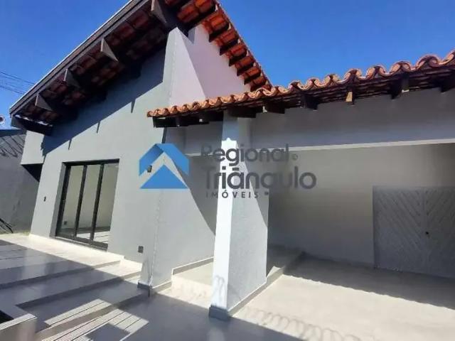 Casa / Sobrado para Venda em Uberaba/MG Olinda 3 Quartos