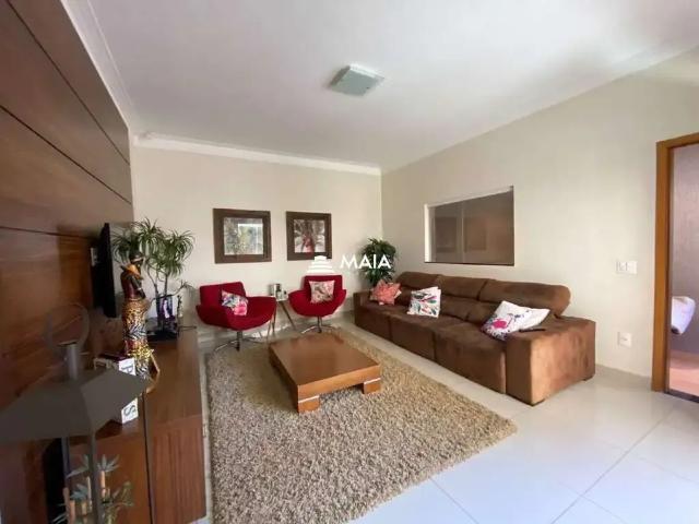 Casa / Sobrado para Venda em Uberaba/MG Olinda 3 Quartos