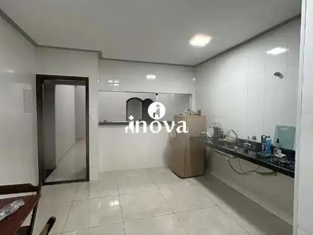 Casa / Sobrado para Venda em Uberaba/MG São Benedito 3 Quartos