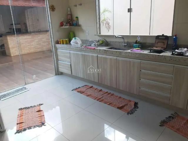 Casa / Sobrado para Venda em Uberaba/MG Parque das Laranjeiras 3 Quartos