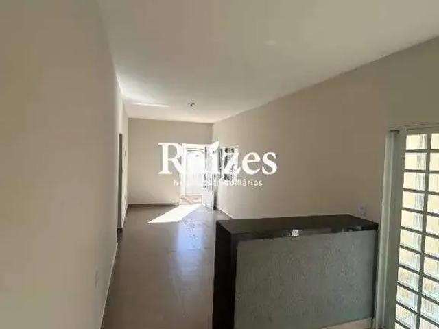 Casa / Sobrado para Venda em Uberlândia/MG Segismundo Pereira 2 Quartos