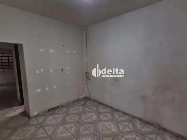 Casa / Sobrado para Venda em Uberlândia/MG Conjunto Segismundo Pereira 3 Quartos