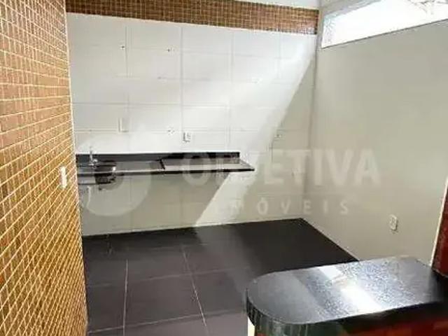 Casa / Sobrado para Venda em Uberlândia/MG Conjunto Segismundo Pereira 3 Quartos