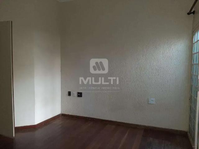 Casa / Sobrado para Venda em Uberlândia/MG Cazeca 3 Quartos