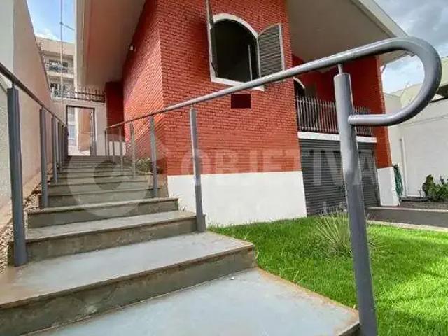 Casa / Sobrado para Venda em Uberlândia/MG Cazeca 3 Quartos