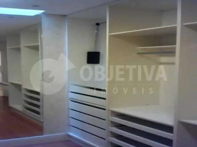 Casa / Sobrado para Venda em Uberlândia/MG Cazeca 3 Quartos