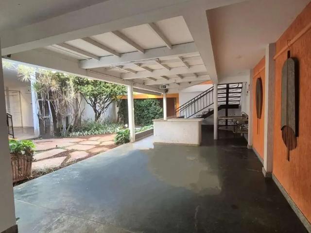 Casa / Sobrado para Venda em Uberlândia/MG Centro 2 Quartos