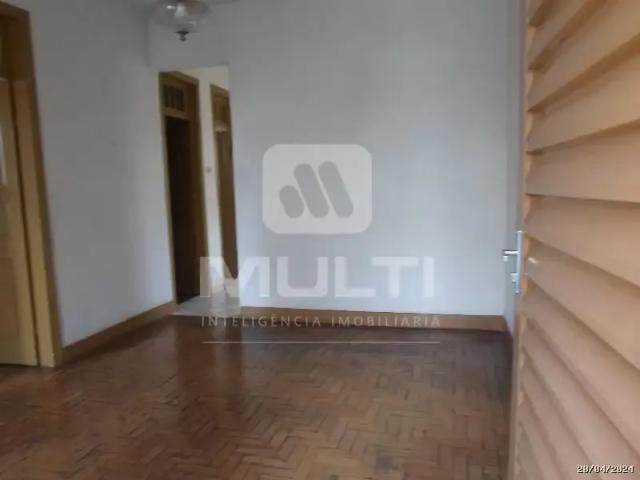 Casa / Sobrado para Venda em Uberlândia/MG Centro 3 Quartos