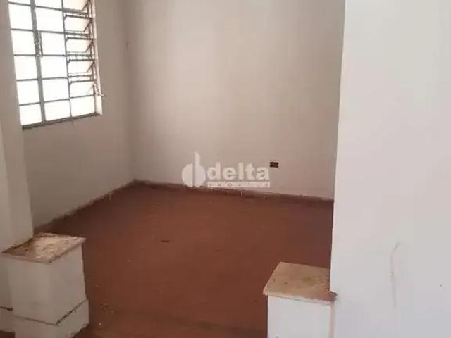 Casa / Sobrado para Venda em Uberlândia/MG Centro 3 Quartos