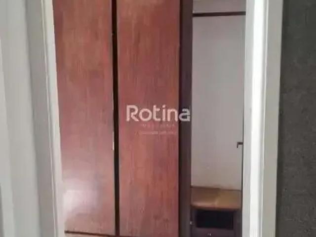 Casa / Sobrado para Venda em Uberlândia/MG Centro 4 Quartos