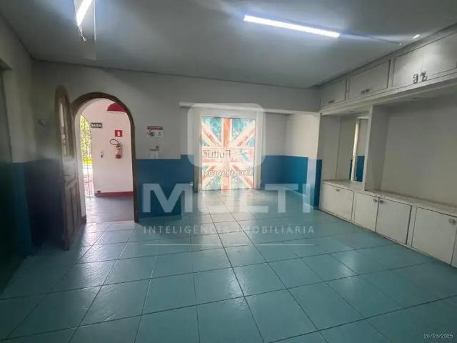 Casa / Sobrado para Venda em Uberlândia/MG Centro 4 Quartos